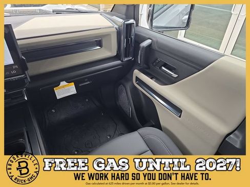 New 2026 GMC Hummer EV SUV AWD/4WD image 14