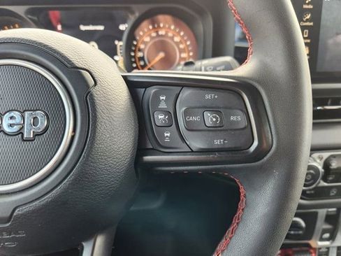 Used 2024 Jeep Wrangler Rubicon w/ Safety Group image 30