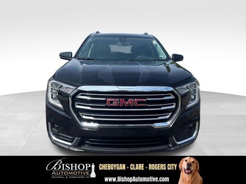 Used 2024 GMC Terrain SLT AWD/4WD image 14