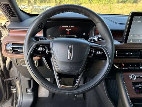 Certified 2023 Lincoln Aviator Reserve w/ Equipment Group 201A image 27