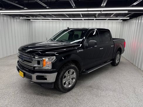 Used 2020 Ford F150 XLT w/ Equipment Group 302A Luxury AWD/4WD image 2