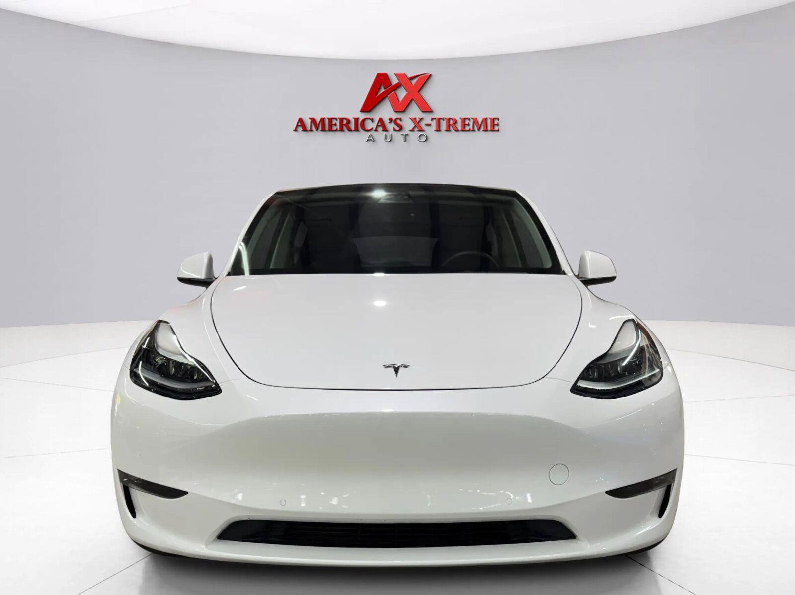 Used 2022 Tesla Model Y Performance AWD/4WD image 9