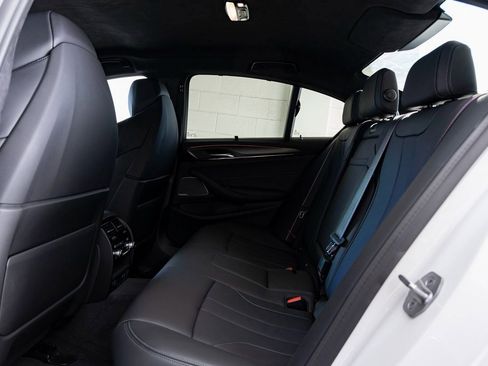 Certified 2022 BMW M5 w/ Competition Package image 29