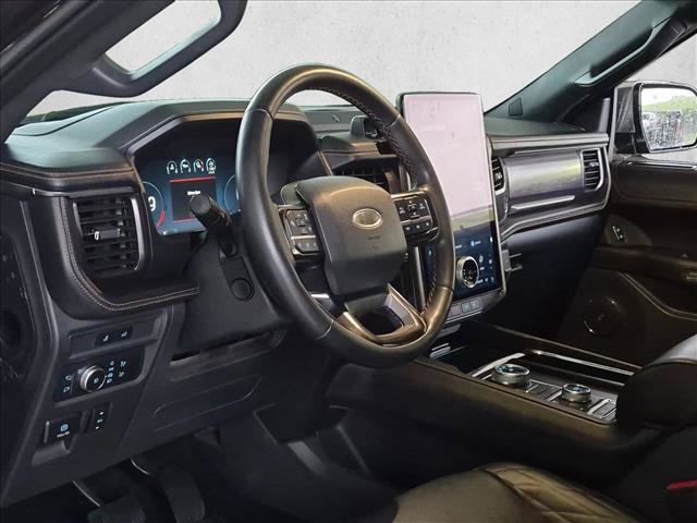 Used 2022 Ford Expedition Platinum AWD/4WD image 10