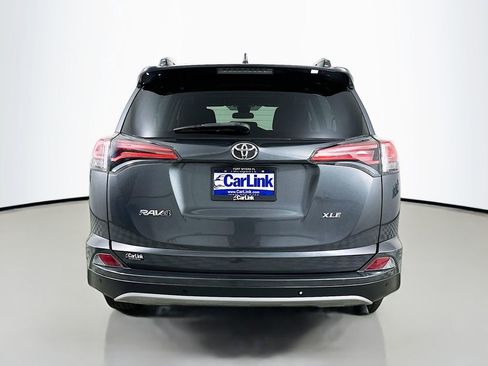 Used 2018 Toyota RAV4 XLE FWD image 7