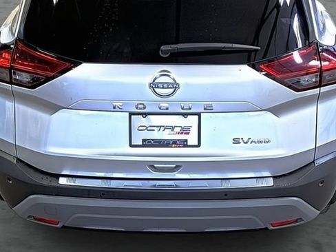 Used 2023 Nissan Rogue SV w/ SV Premium B Package AWD/4WD image 12