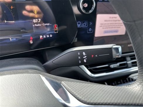 New 2026 Chevrolet Equinox EV LT image 21