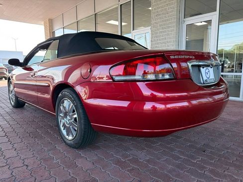 Used 2004 Chrysler Sebring Limited FWD image 14