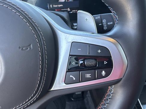 Used 2024 BMW X7 M60i image 29