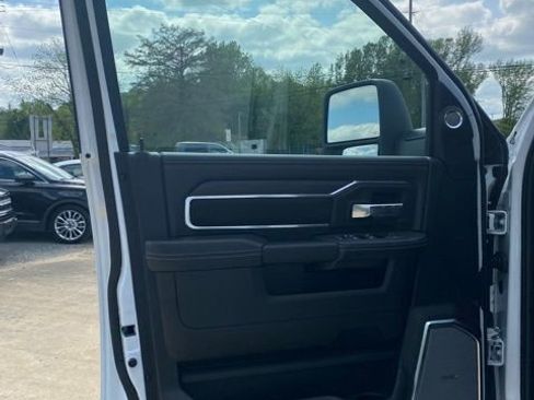 New 2026 RAM 5500 Tradesman w/ Laramie Trim Package image 18