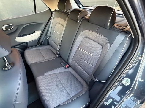 New 2026 Hyundai Venue SEL image 18