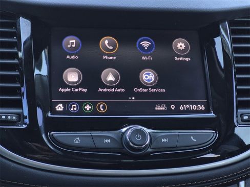 Certified 2022 Chevrolet Trax LT w/ LT Convenience Package image 21