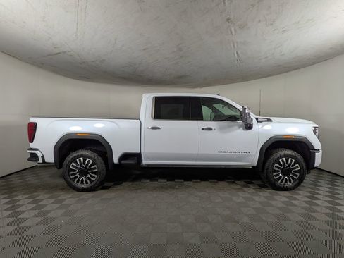 New 2026 GMC Sierra 2500 Denali Ultimate AWD/4WD image 6