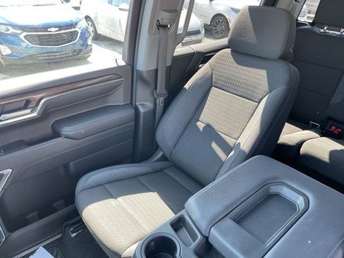 Used 2024 Chevrolet Silverado 1500 LT AWD/4WD image 23