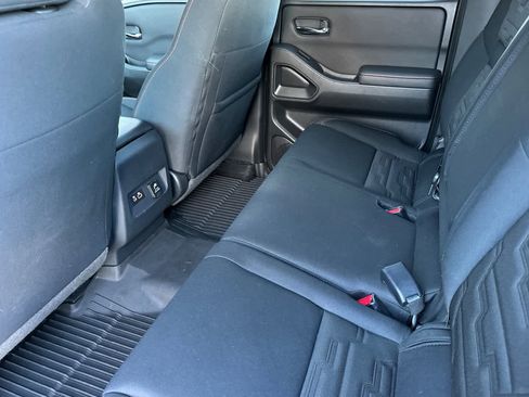 Used 2023 Nissan Frontier PRO-4X w/ Pro Convenience Package image 4