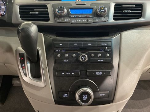Used 2011 Honda Odyssey EX image 15