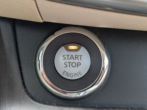 Used 2023 Nissan Murano Platinum w/ Cargo Package FWD image 22