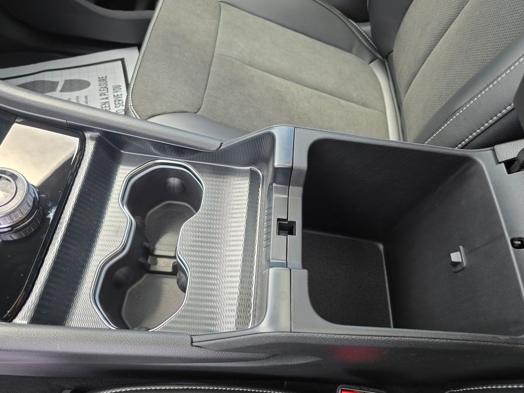 New 2027 Jeep Grand Cherokee Altitude RWD image 26