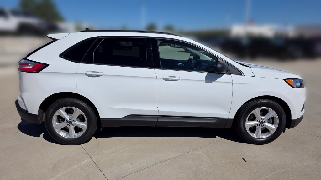 Used 2020 Ford Edge SE FWD image 6