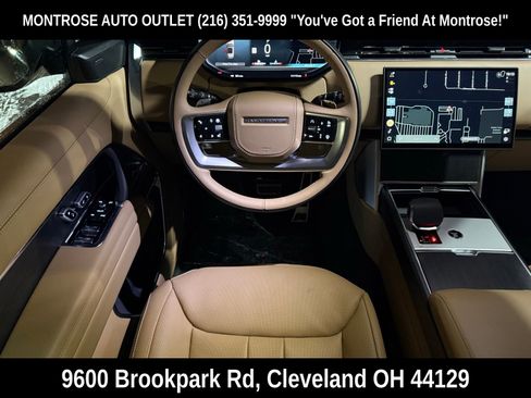 New 2026 Land Rover Range Rover SE image 27