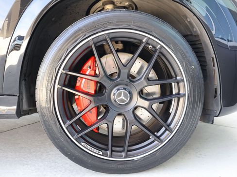 Used 2022 Mercedes-Benz GLE 63 AMG S image 34