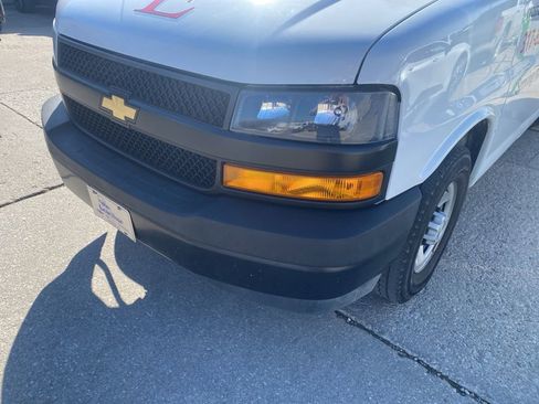 Used 2020 Chevrolet Express 2500 w/ Driver Convenience Package RWD image 1