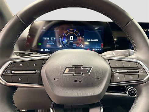 New 2026 Chevrolet Equinox LT w/ Midnight Edition image 14