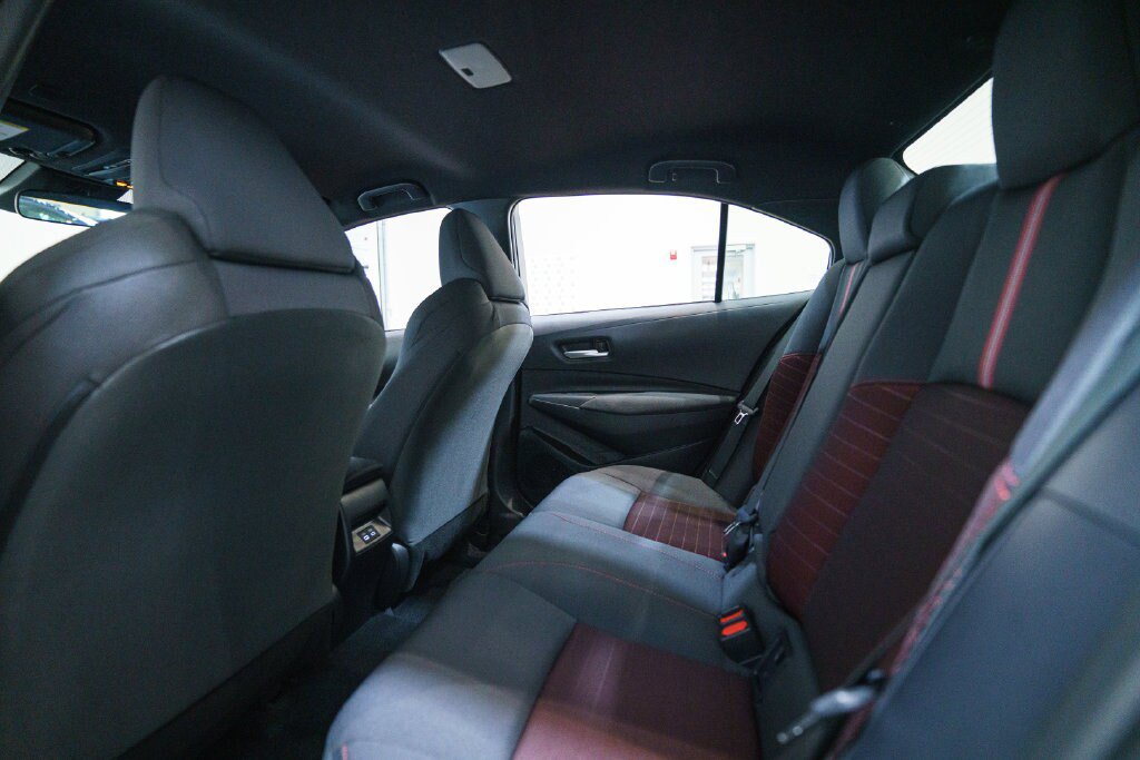 Certified 2026 Toyota Corolla SE FWD image 32