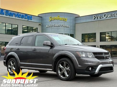 Used 2015 Dodge Journey Crossroad w/ Flexible Seating Group FWD image 1