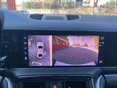 Used 2025 Porsche Panamera w/ Premium Package RWD image 29