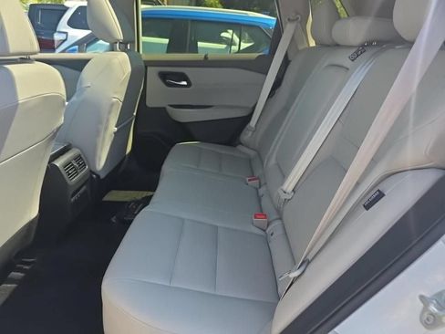 Certified 2023 Nissan Rogue SV w/ SV Premium B Package AWD/4WD image 13