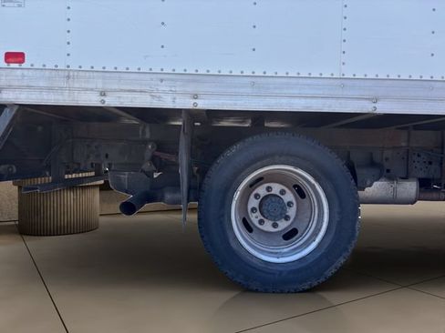 Used 2020 Ford F350 XL RWD image 3