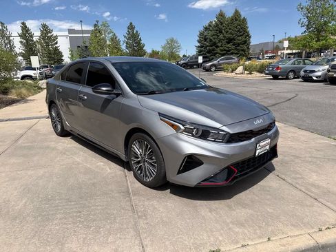 Used 2023 Kia Forte GT-Line FWD image 4