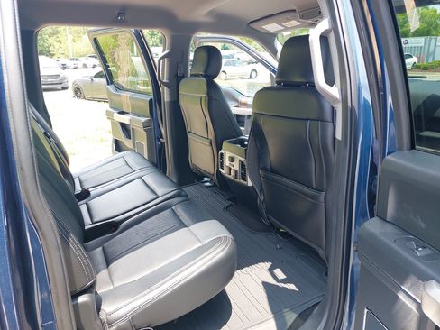 Used 2020 Ford F150 Lariat w/ Equipment Group 502A Luxury AWD/4WD image 11