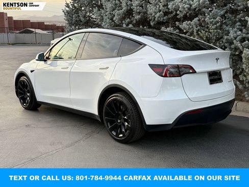 Used 2022 Tesla Model Y Long Range image 5