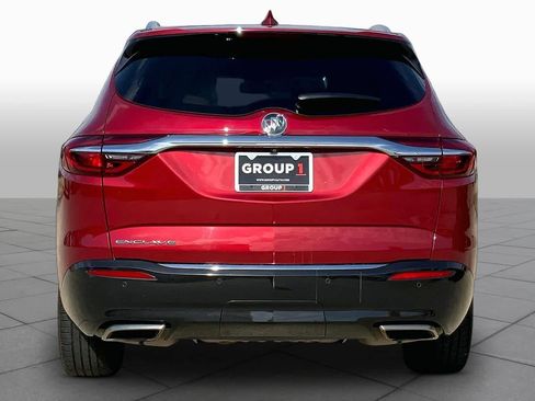 Used 2020 Buick Enclave Essence w/ LPO, Touring Package FWD image 5