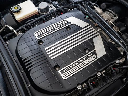 Used 2016 Chevrolet Corvette Z06 image 37