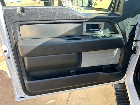 Used 2013 Ford F150 FX4 w/ Mid Equipment Group AWD/4WD image 22