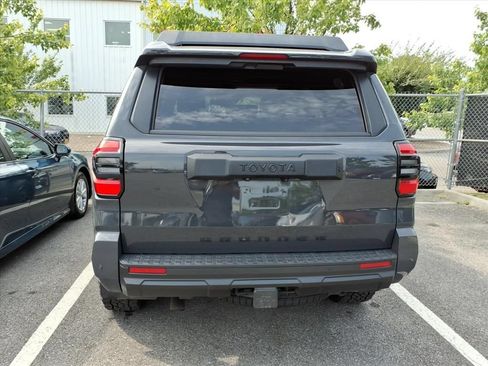 Used 2025 Toyota 4Runner TRD Off-Road Premium w/ Tow Technology Package AWD/4WD image 10