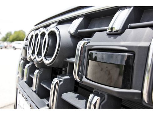 Used 2025 Audi Q7 3.0T Premium Plus AWD/4WD image 42