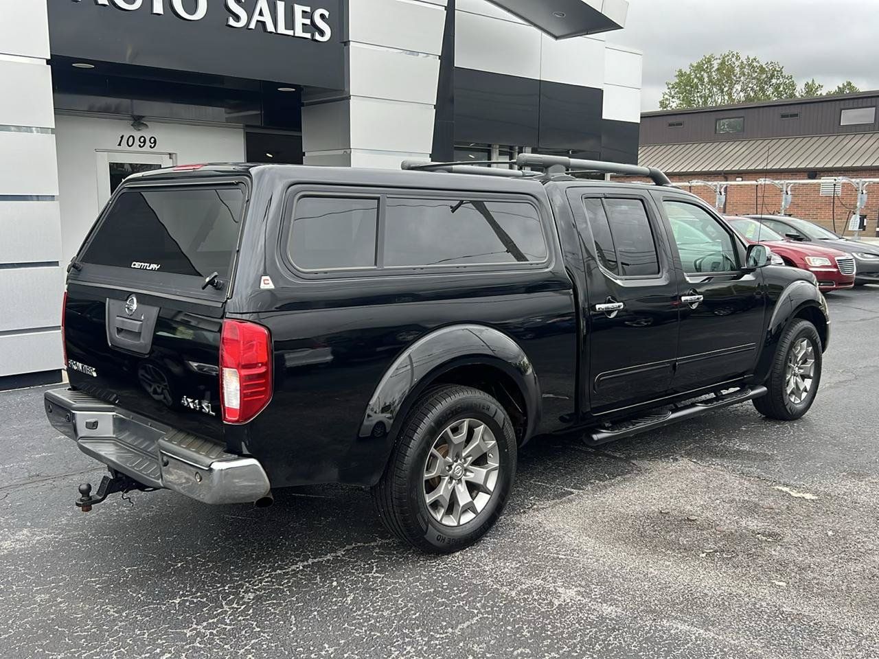 Used 2016 Nissan Frontier SV AWD/4WD image 5