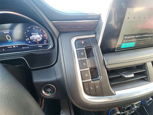 Used 2023 Chevrolet Tahoe High Country image 20