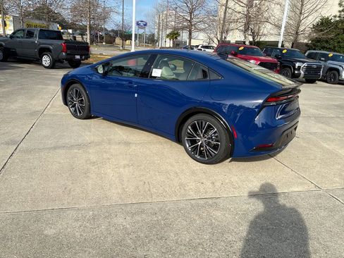 New 2026 Toyota Prius XLE image 3