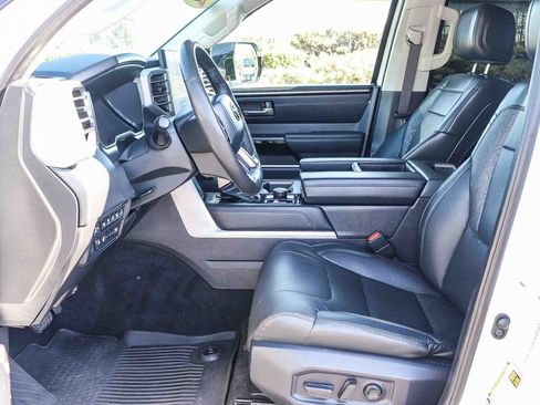 Used 2024 Toyota Tundra Limited AWD/4WD image 22