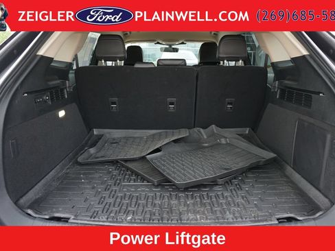 Used 2022 Lincoln Nautilus AWD w/ Premium Package image 10