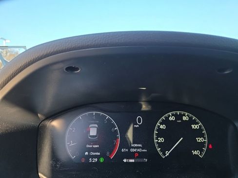 Used 2023 Honda HR-V EX-L image 14