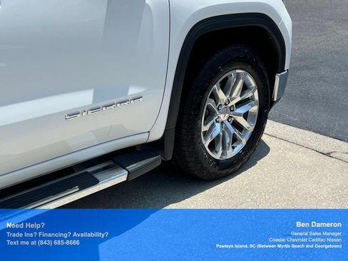 Used 2021 GMC Sierra 1500 SLT w/ SLT Premium Plus Package AWD/4WD image 28