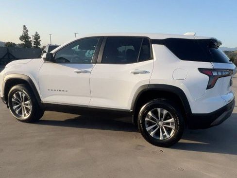 Used 2025 Chevrolet Equinox LT image 6