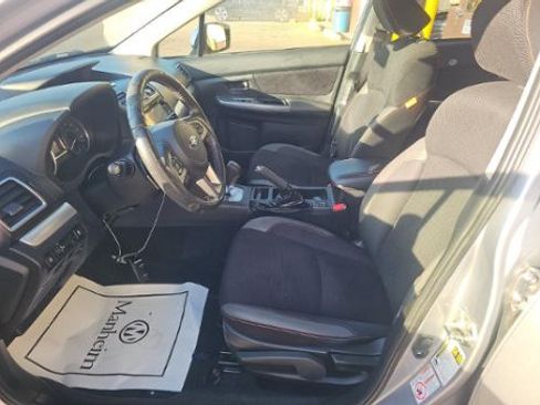 Used 2017 Subaru Crosstrek 2.0i Premium AWD/4WD image 6