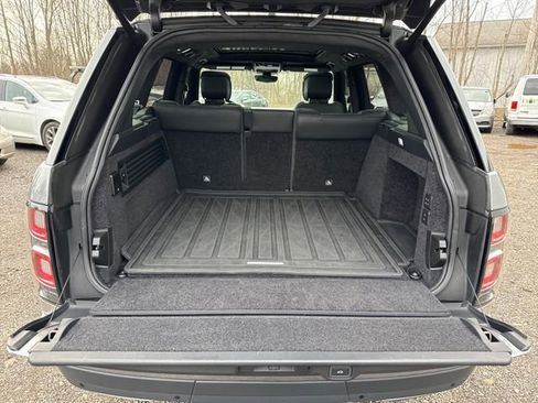 Used 2020 Land Rover Range Rover HSE image 14